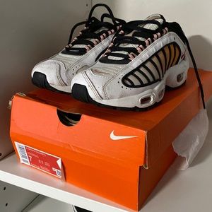 Air Max Tailwind IV